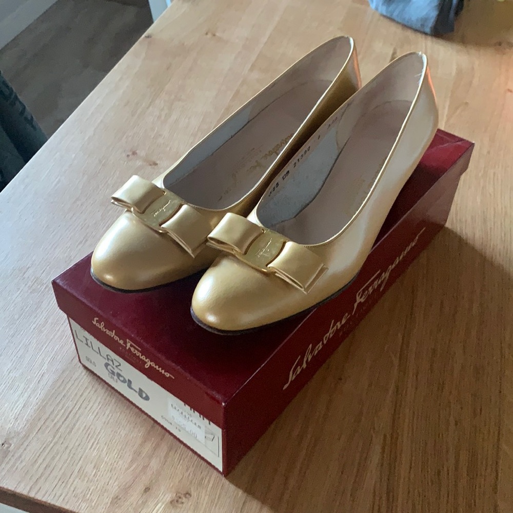Salvatore Ferragamo Flats